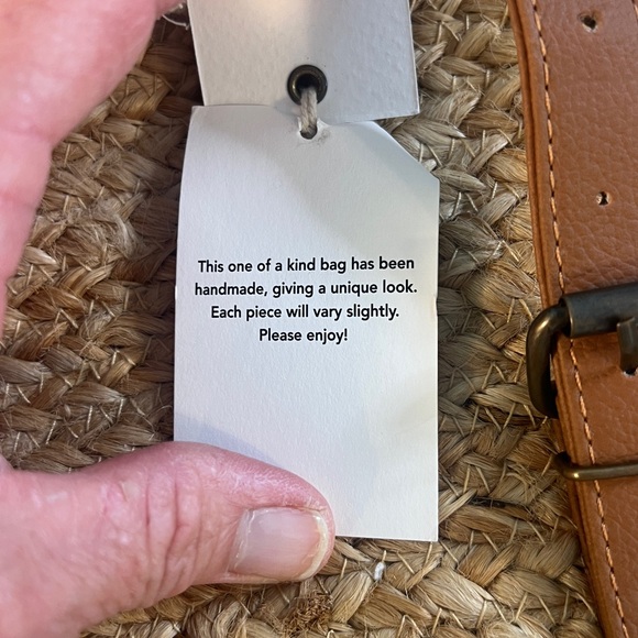 BEACHLY The Shore-Break Picnic Cooler Bag by XIX•PALMS Insulated Picnic Backpack - Picture 16 of 16